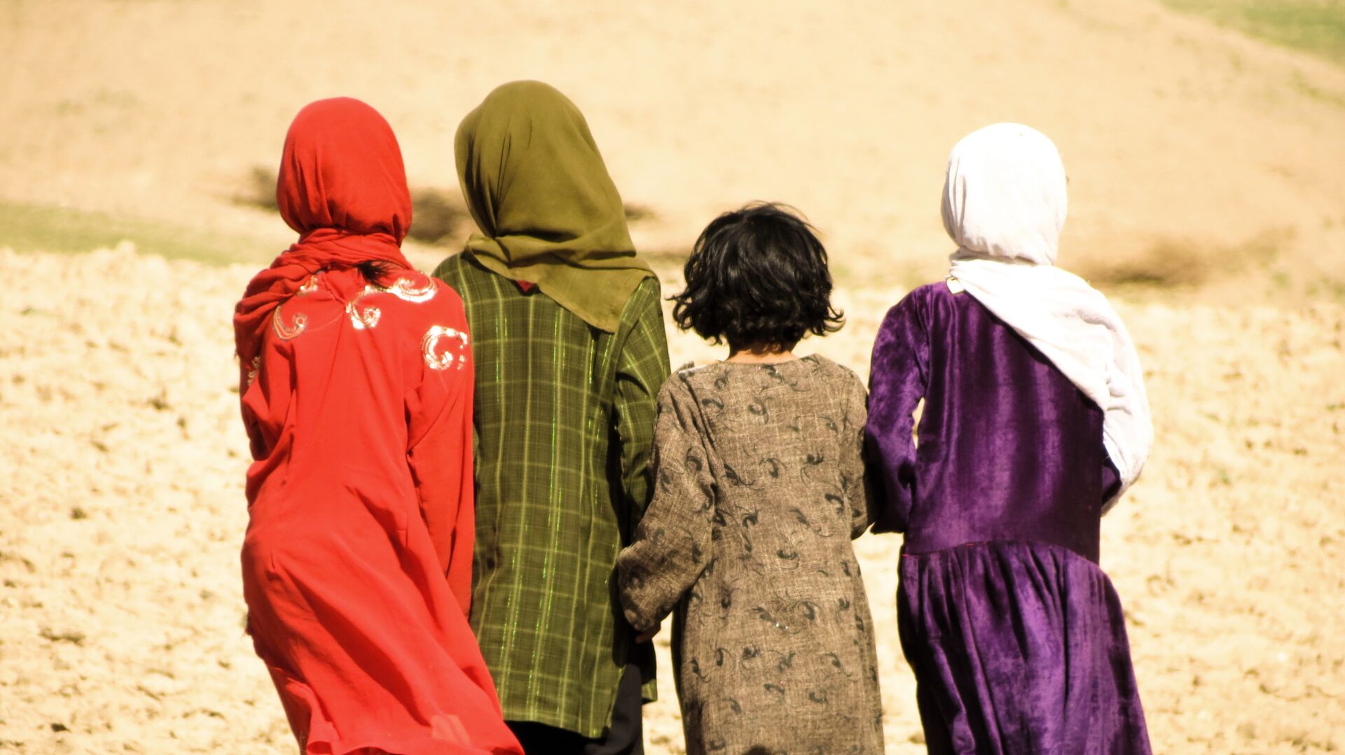 Four Afghanistan girls